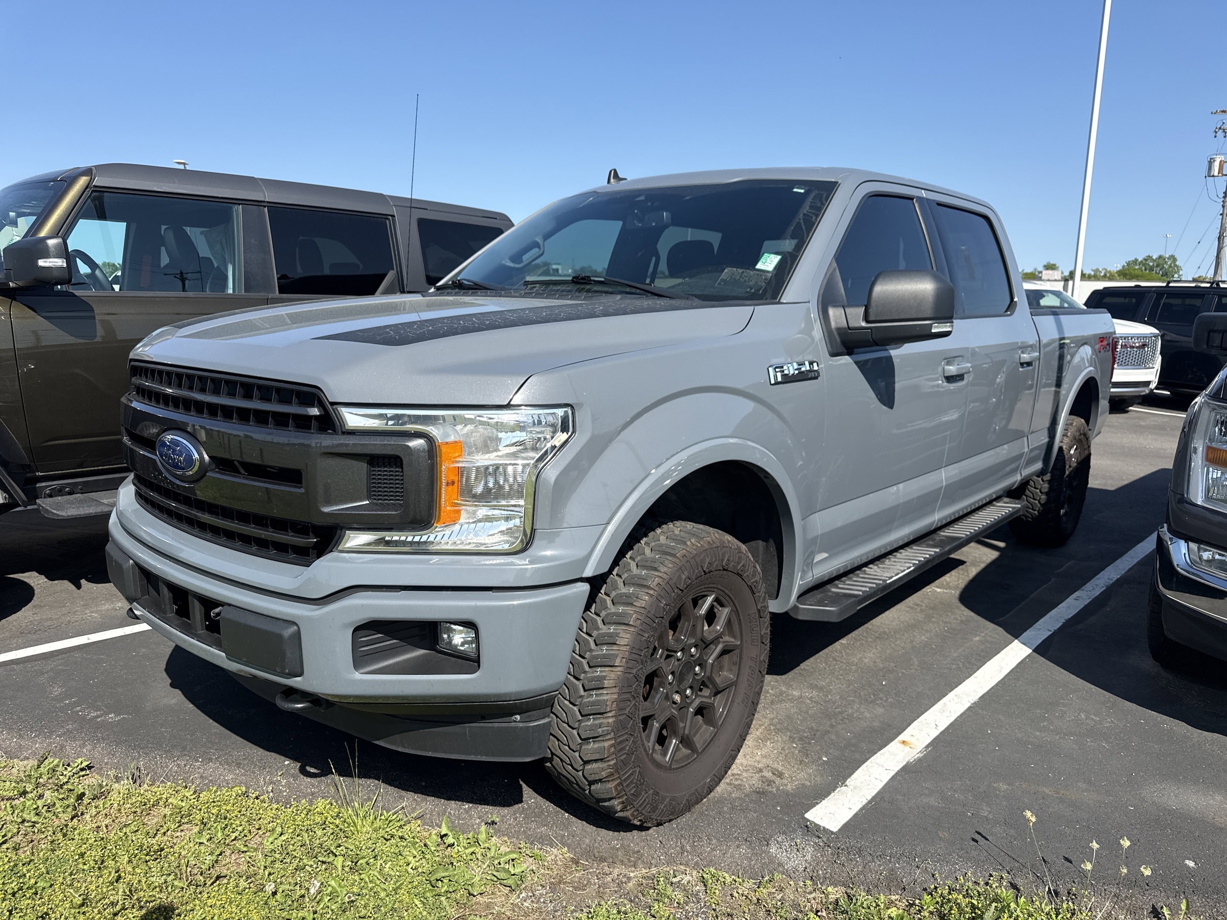 2019 Ford F-150 XLT 4x4 SuperCrew 145 in's photo