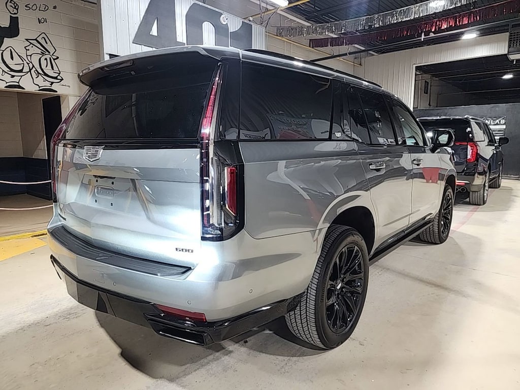 Used 2024 Cadillac Escalade 4WD Sport Platinum SUV