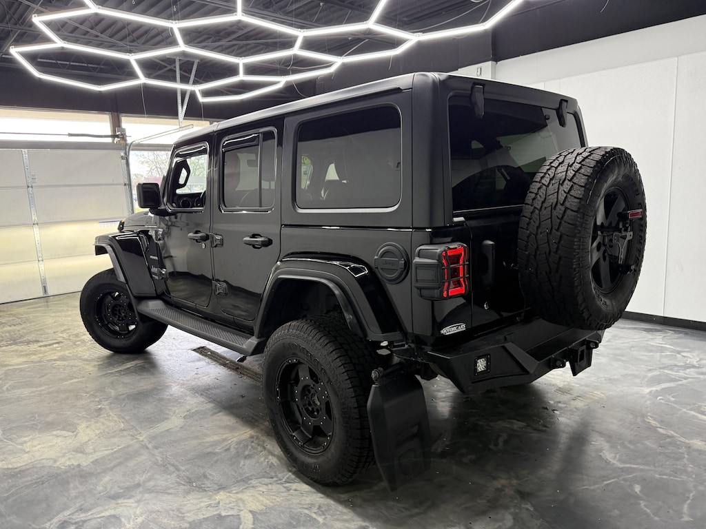Used 2018 Jeep Wrangler Unlimited Sahara SUV