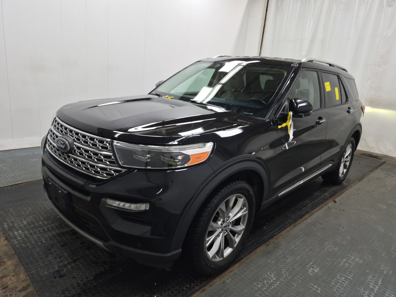 2021 Ford Explorer's photo
