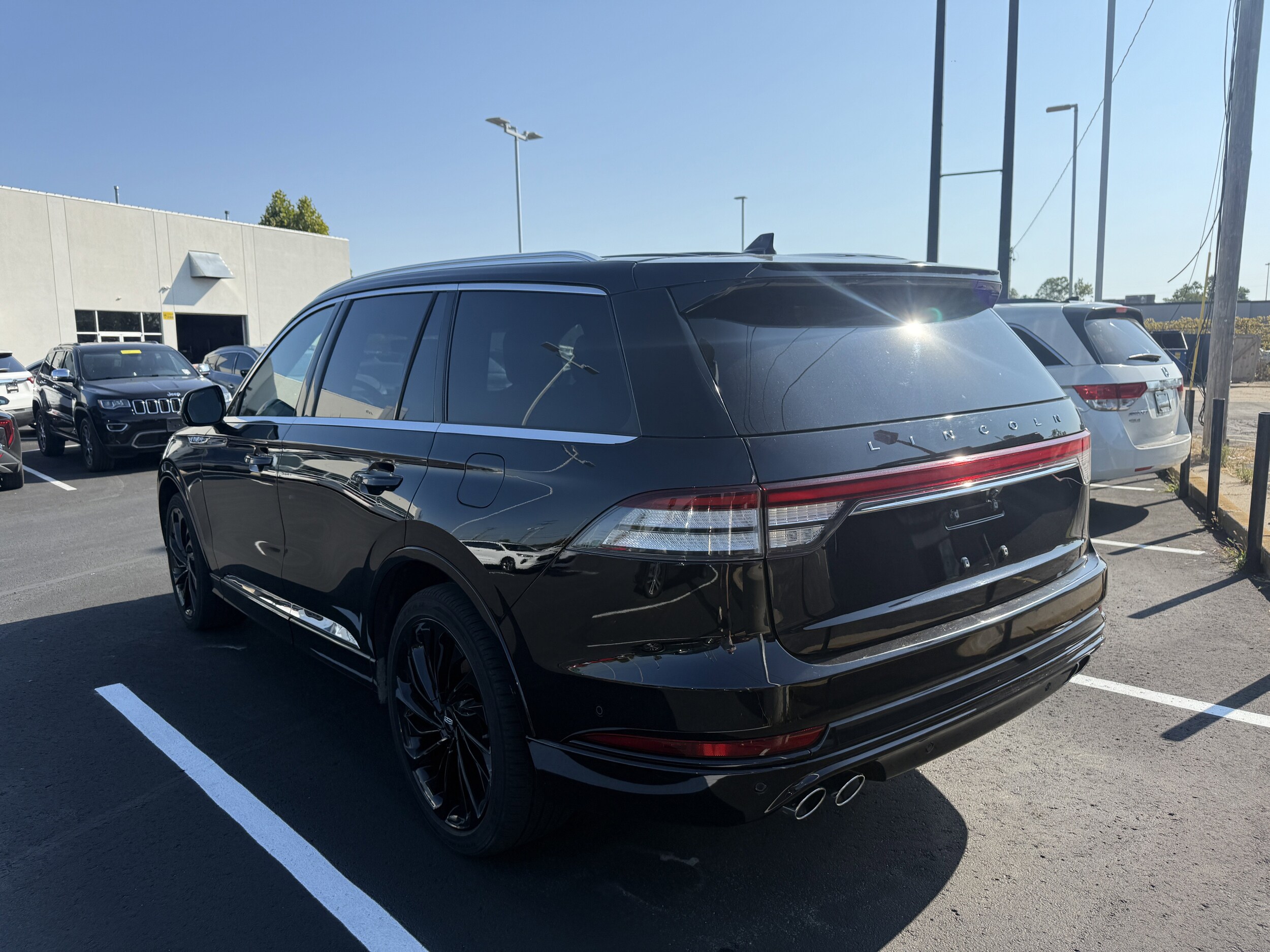 2021 Lincoln Aviator Reserve photo 2