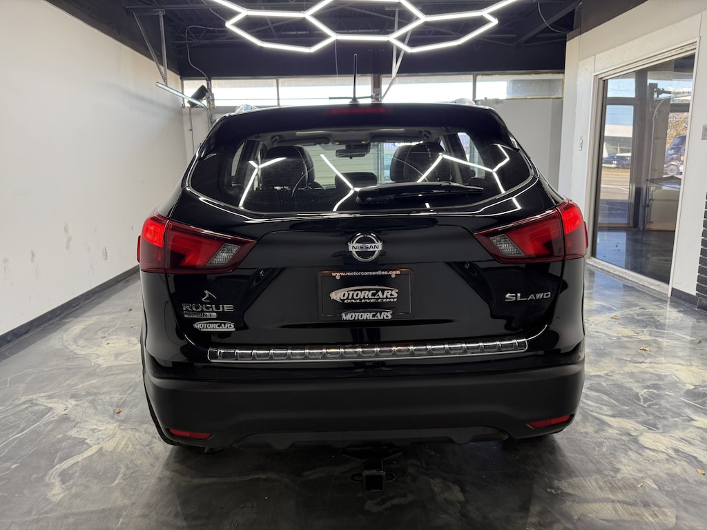 Used 2018 Nissan Rogue SL SUV