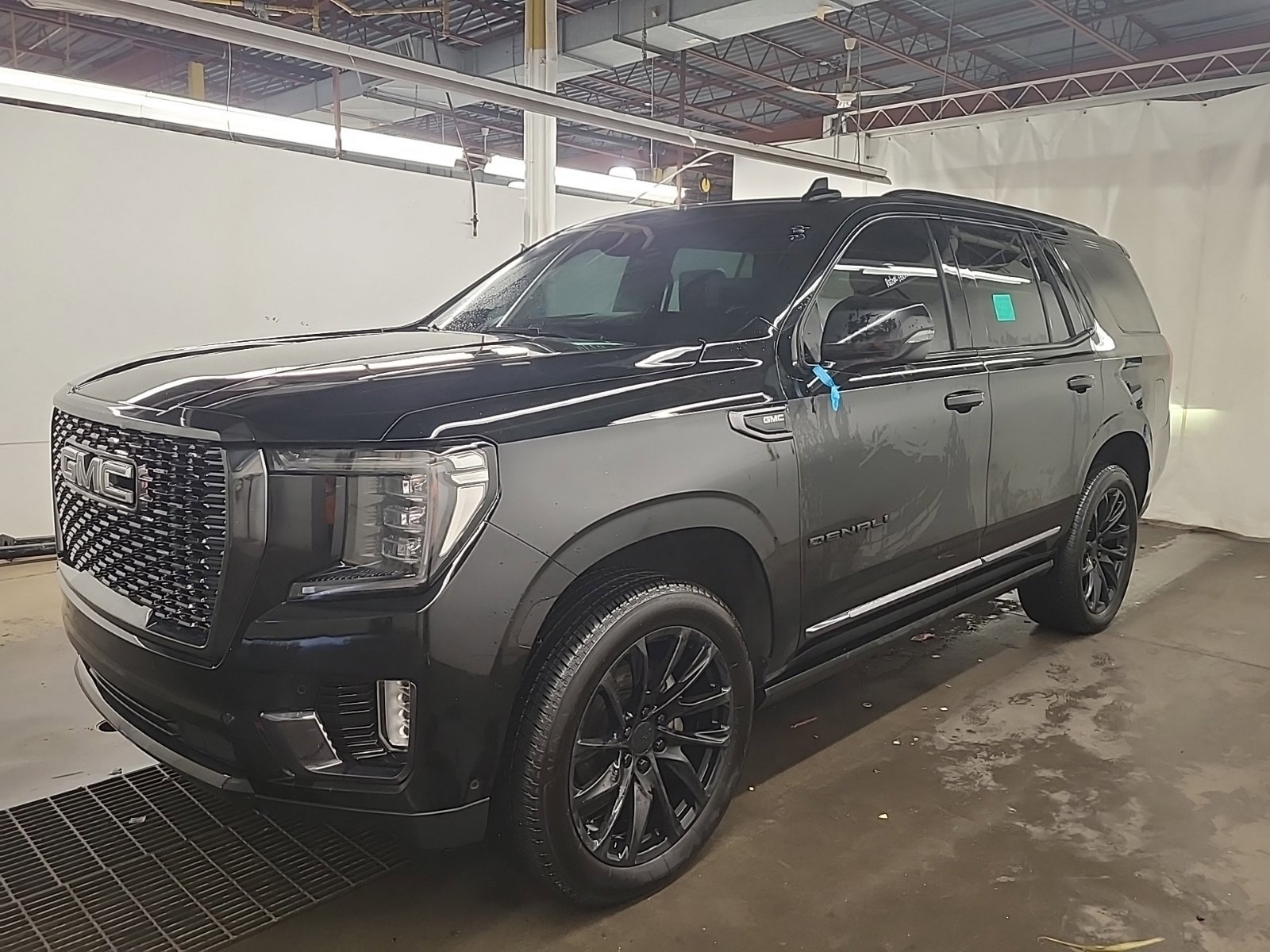 2023 GMC Yukon Denali Ultimate's photo