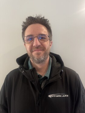 Staff member Chris Menzel from ID_930d85