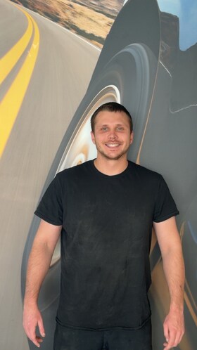 Staff member Connor from ID_b94392