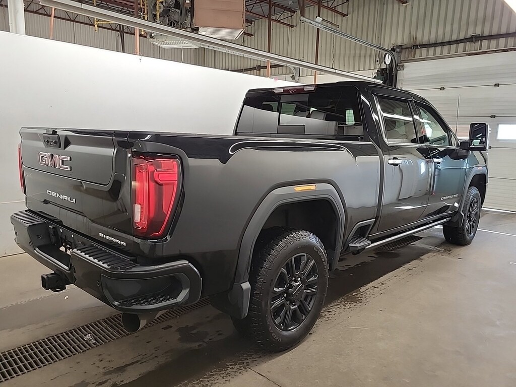 Used 2021 GMC Sierra 2500HD AT4 Truck Crew Cab