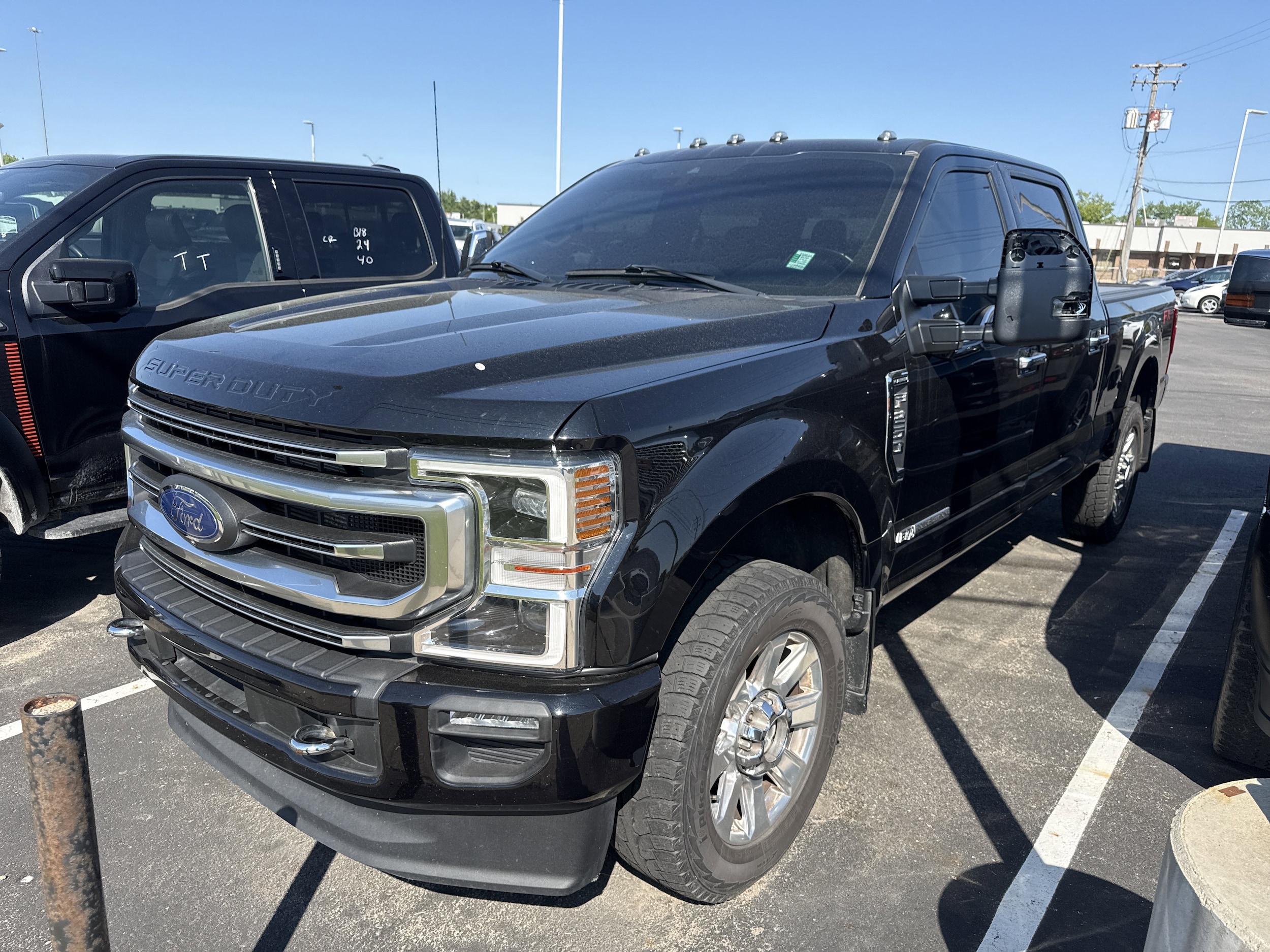 2022 Ford F-250 Platinum 4x4 Crew Cab 8' Box's photo