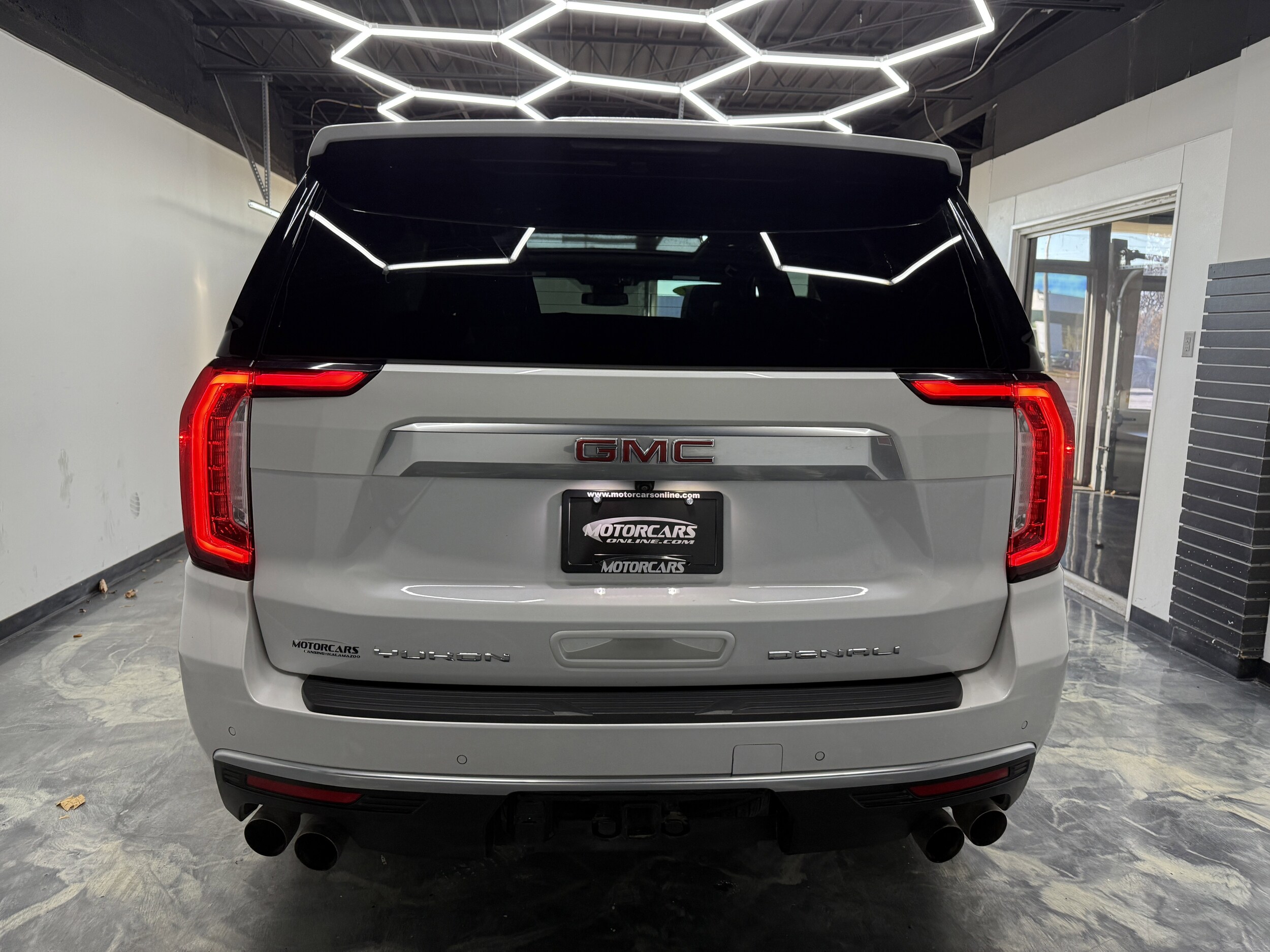 2024 Gmc Yukon Denali photo 3