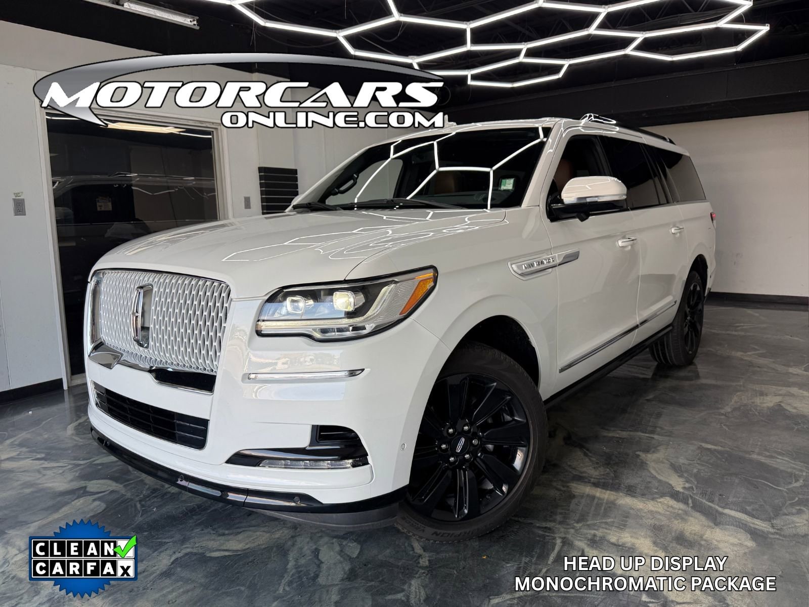 2022 Lincoln Navigator L Reserve's photo