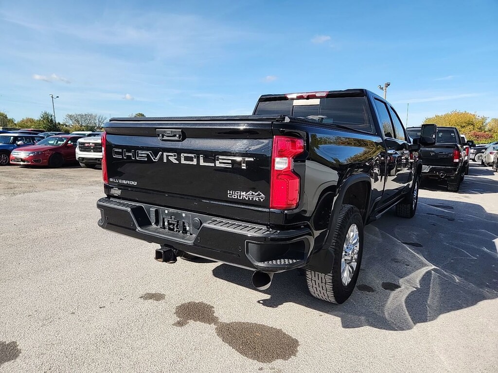 Used 2022 Chevrolet Silverado 3500HD High Country Truck Crew Cab
