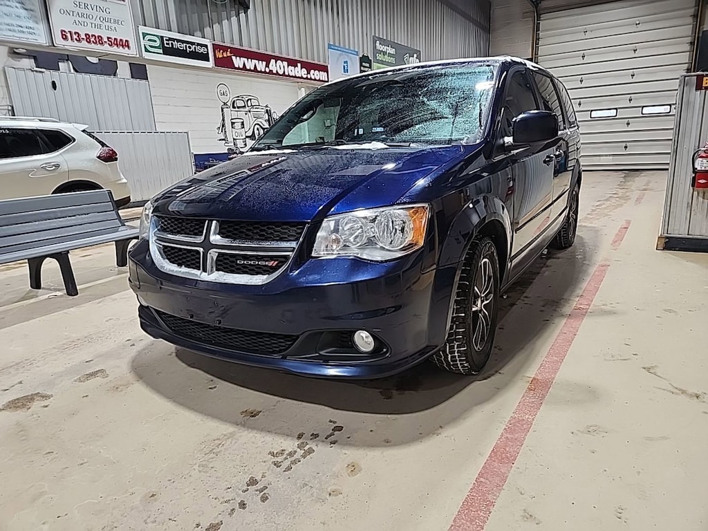 Used 2017 Dodge Grand Caravan SE Plus Van
