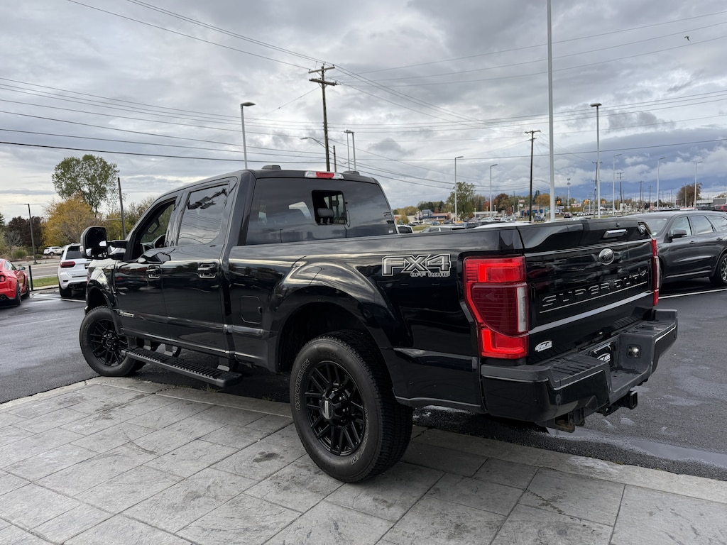 Used 2021 Ford Super Duty F-250 SRW LARIAT Truck Crew Cab