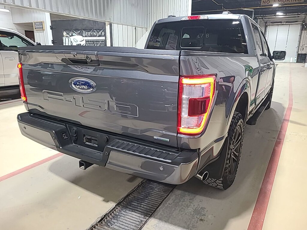 Used 2022 Ford F-150 LARIAT Truck SuperCrew Cab