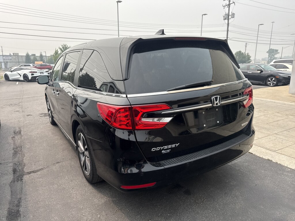 Used 2021 Honda Odyssey Touring Van