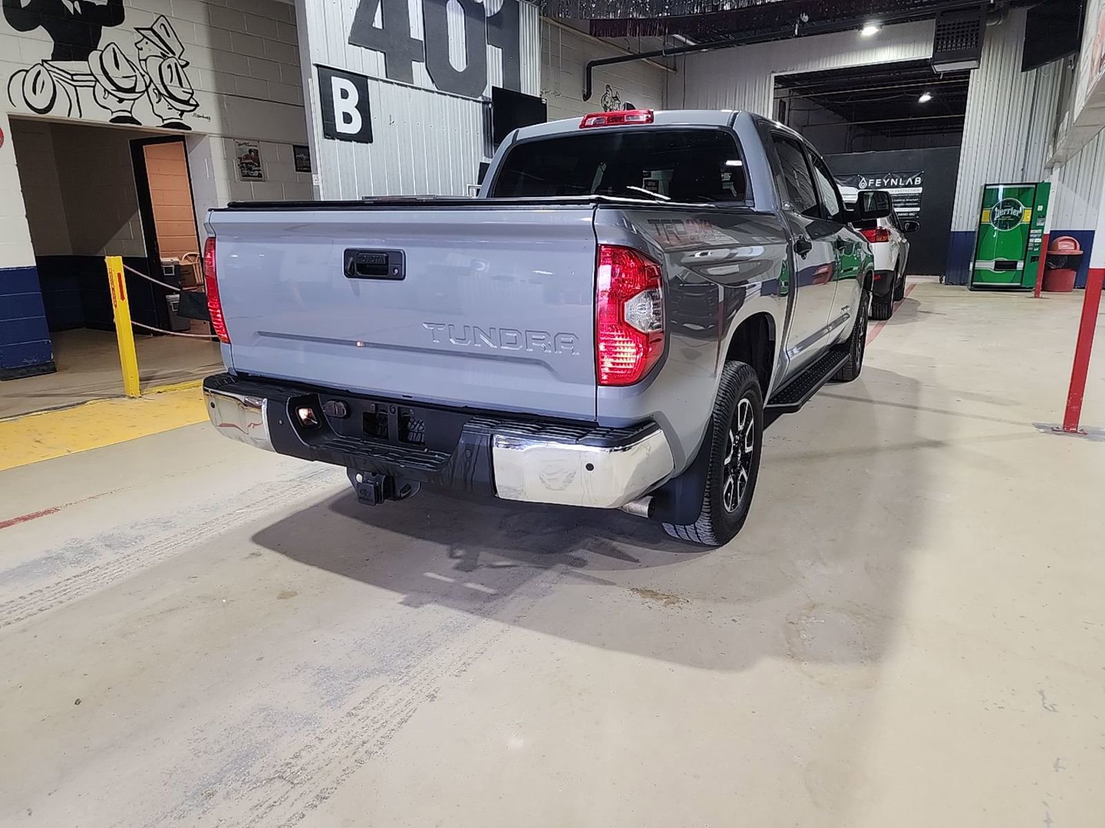 2021 Toyota Tundra SR5 Grade photo 3