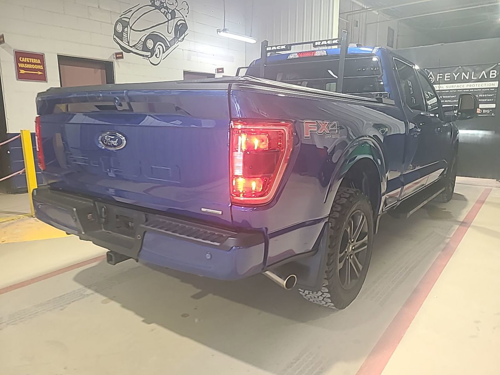 2022 Ford F-150 XLT FX4 photo 3