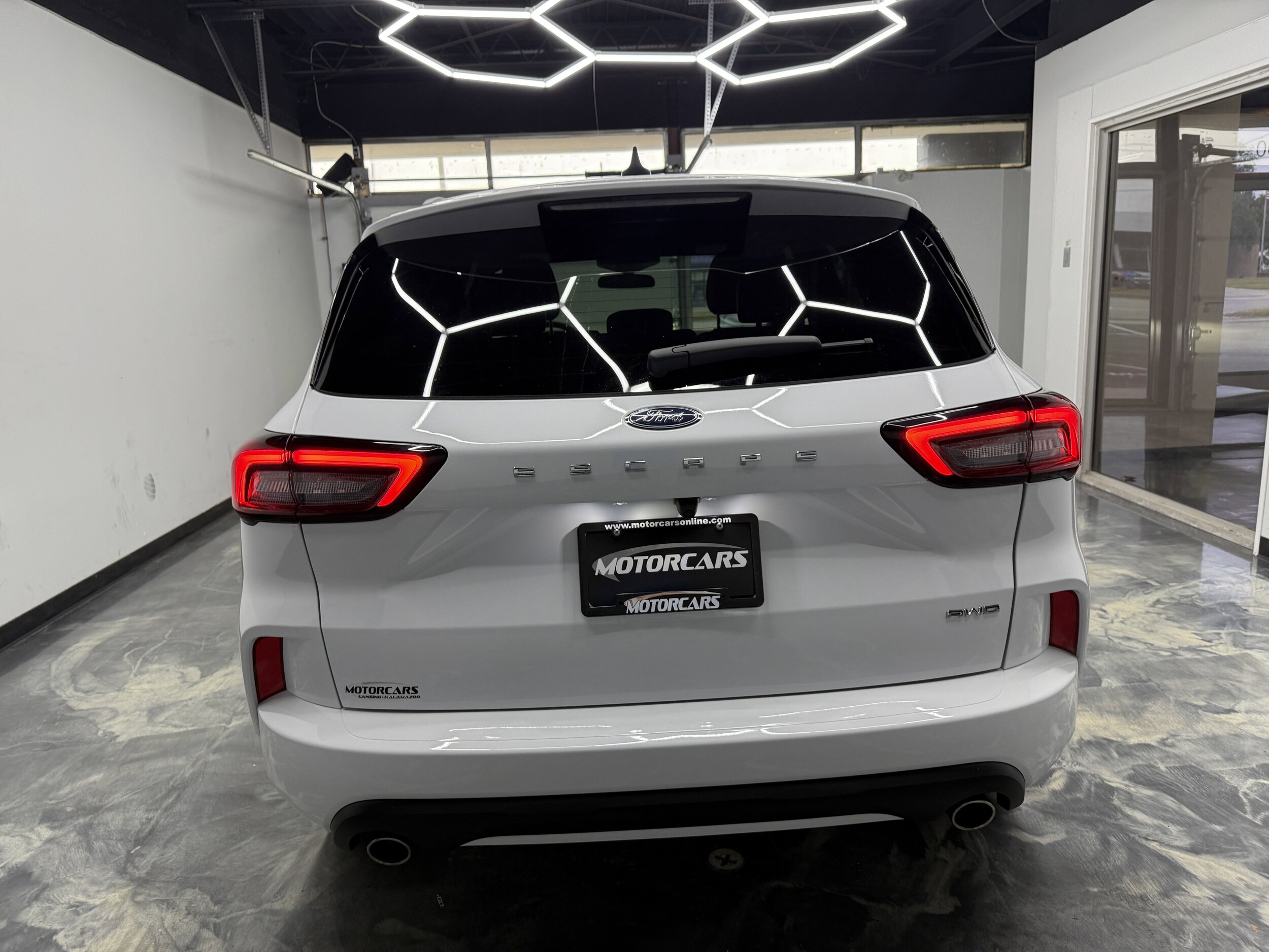 2023 Ford Escape ST-Line photo 3