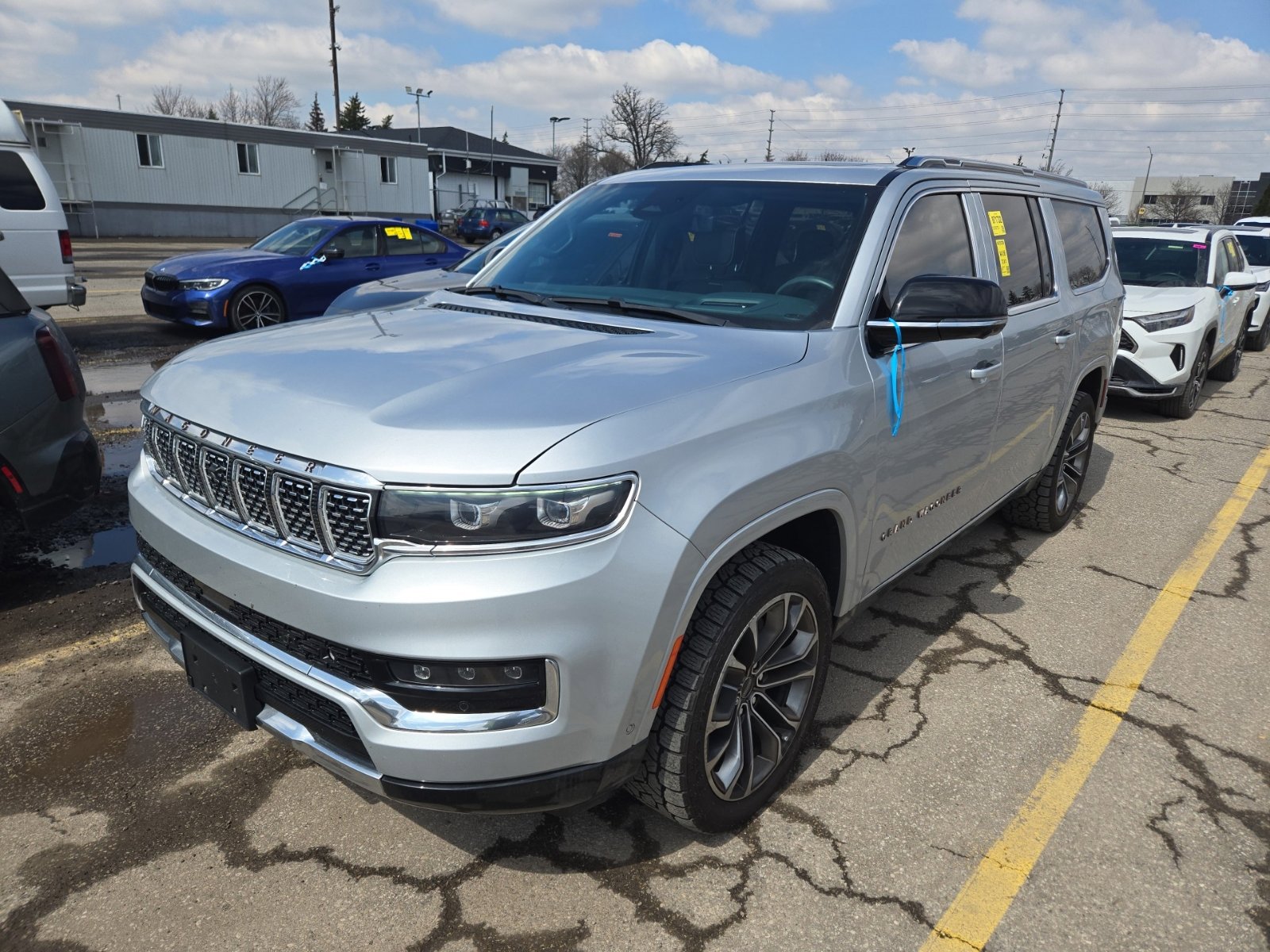 2023 Jeep Grand Wagoneer Series III L's photo