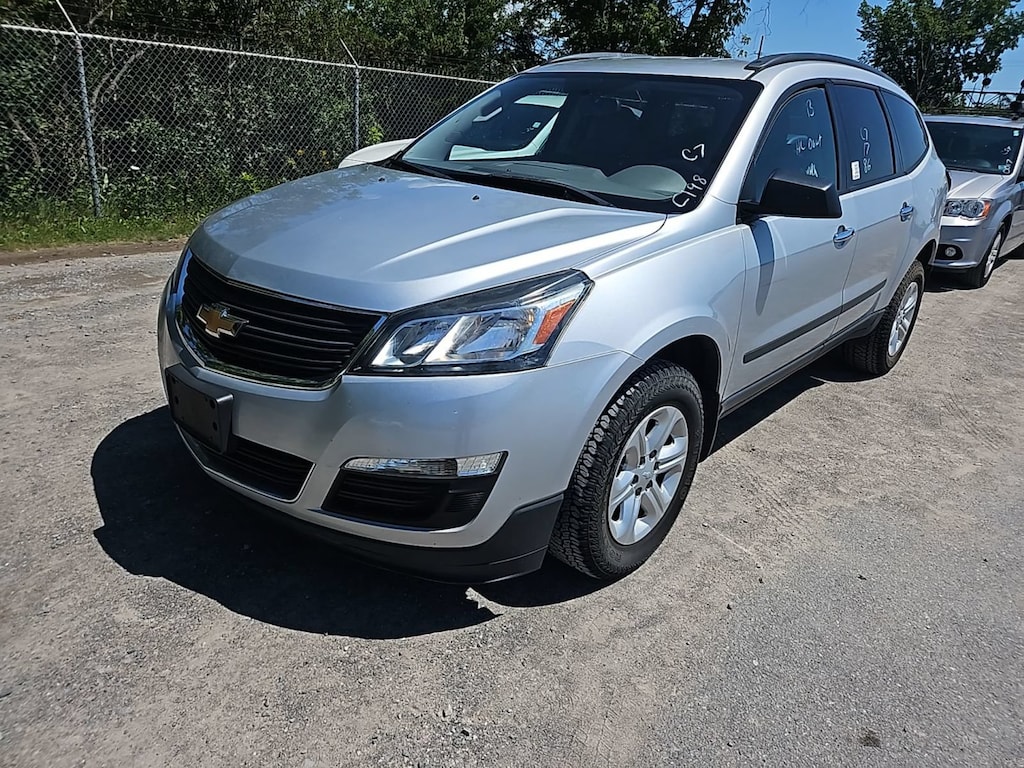 Used 2017 Chevrolet Traverse LS SUV