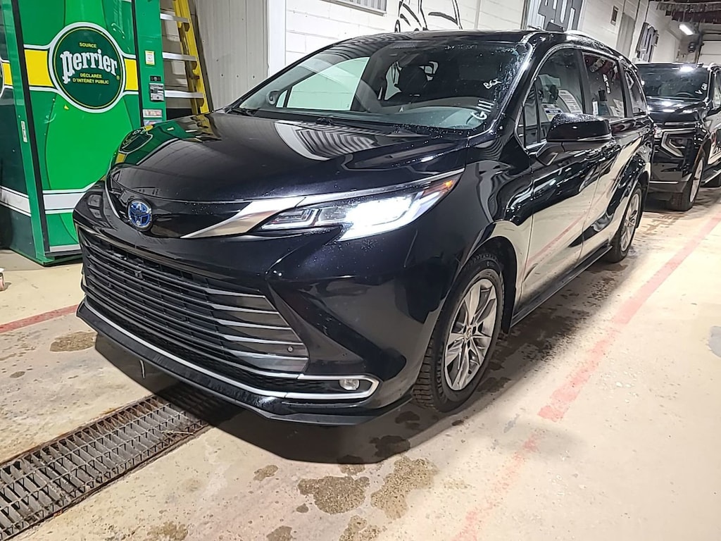 Used 2024 Toyota Sienna Limited Van Passenger Van