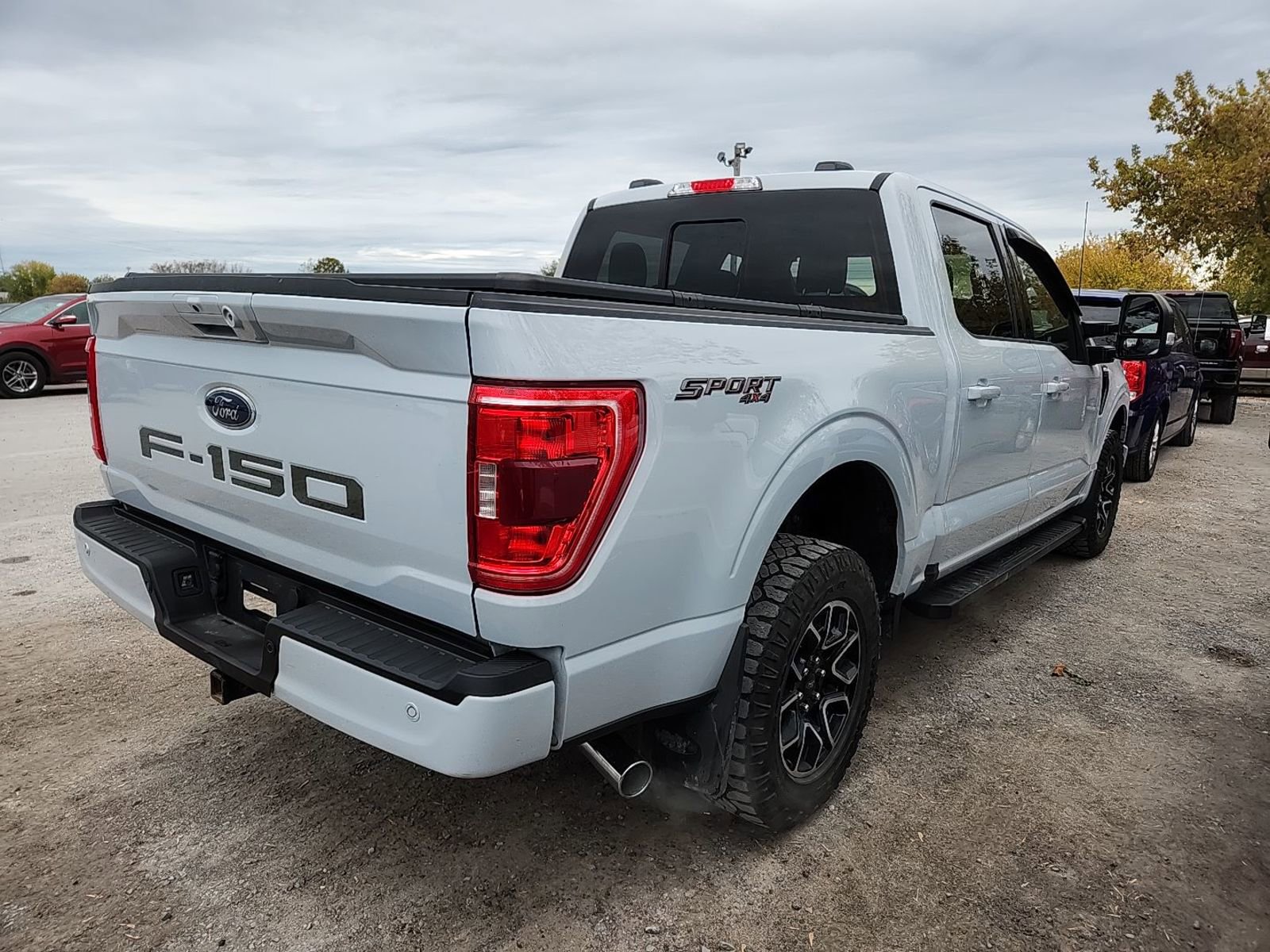 2022 Ford F-150 XLT photo 3