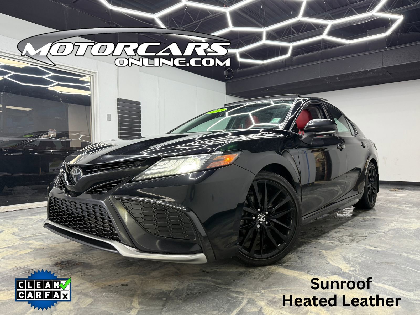 2023 Toyota Camry XSE's photo