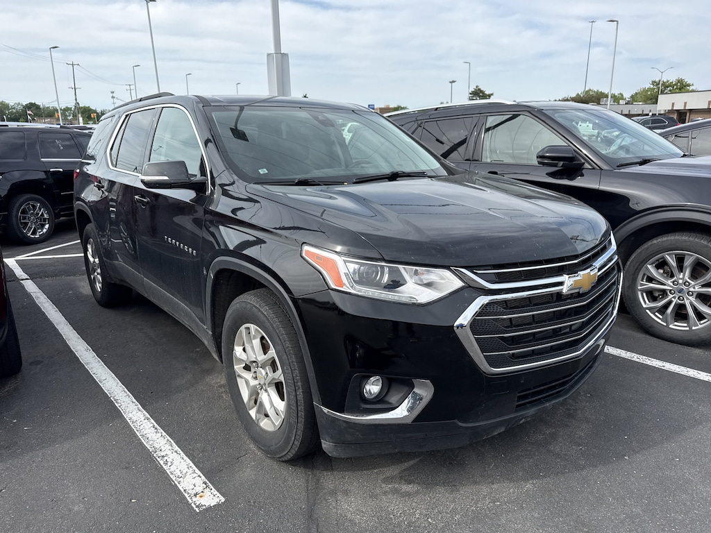 Used 2020 Chevrolet Traverse LT Cloth SUV
