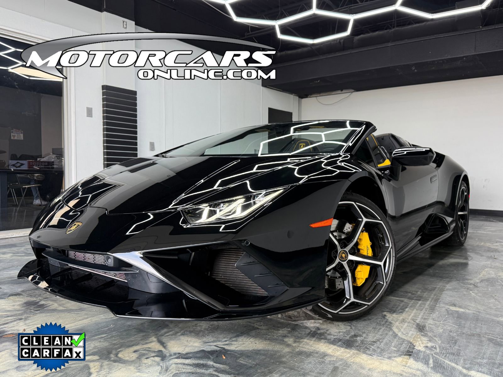 2022 Lamborghini Huracan EVO Spyder's photo