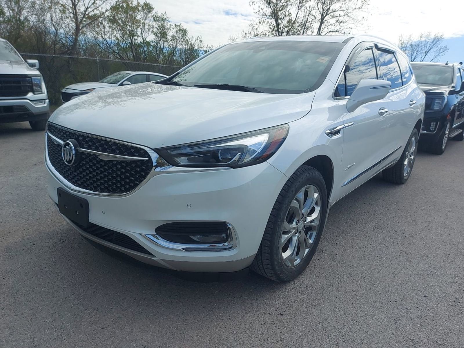 2018 Buick Enclave Avenir AWD's photo