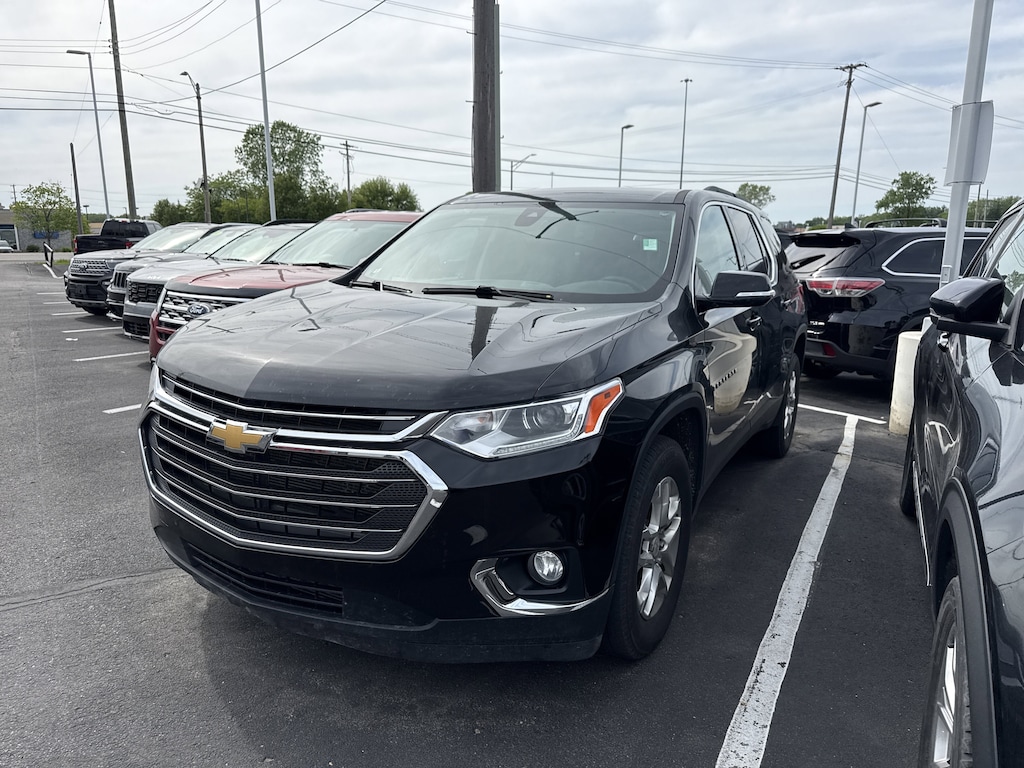 Used 2020 Chevrolet Traverse LT Cloth SUV