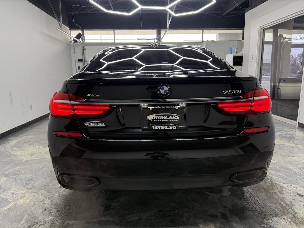 Used 2019 BMW 7 Series 750i xDrive Sedan