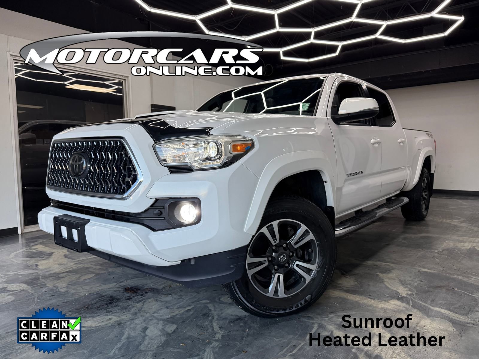 2018 Toyota Tacoma TRD Sport's photo