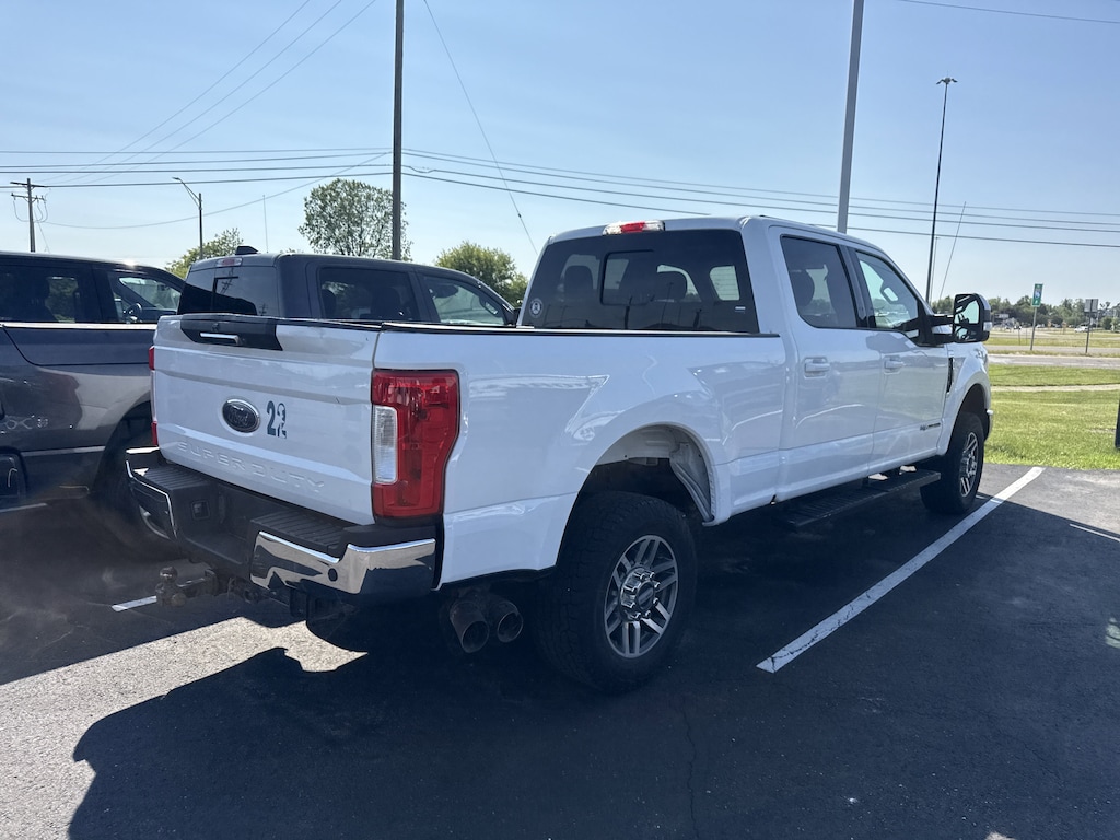 Used 2018 Ford Super Duty F-250 SRW LARIAT Truck Crew Cab