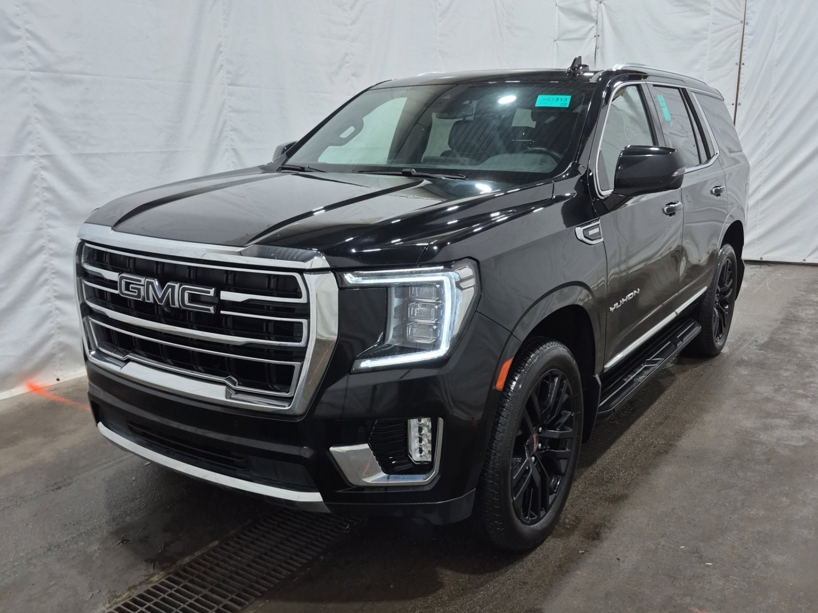 2023 GMC Yukon 4WD SLT's photo
