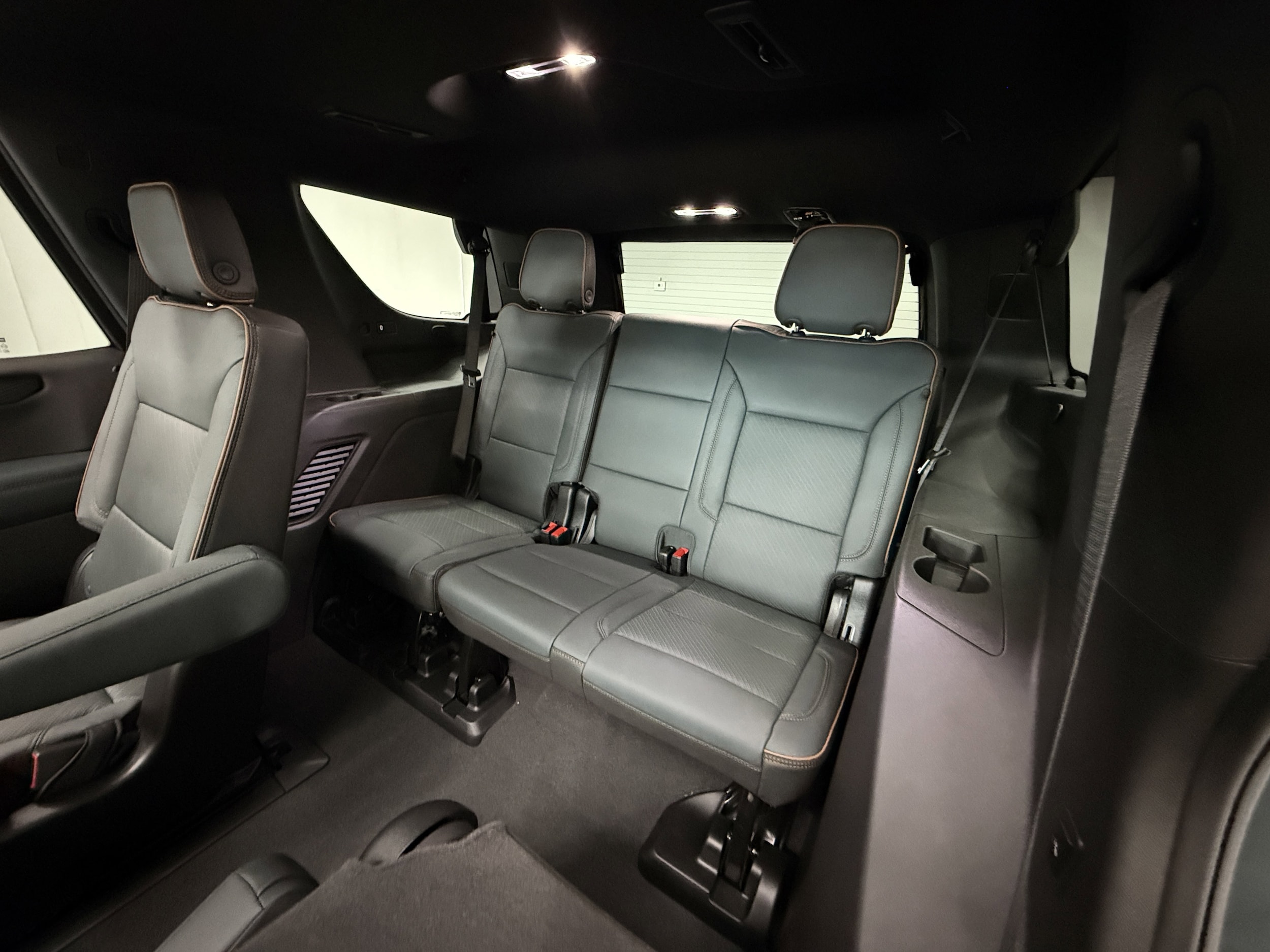 2026 GMC Yukon AT4 - Photo 28