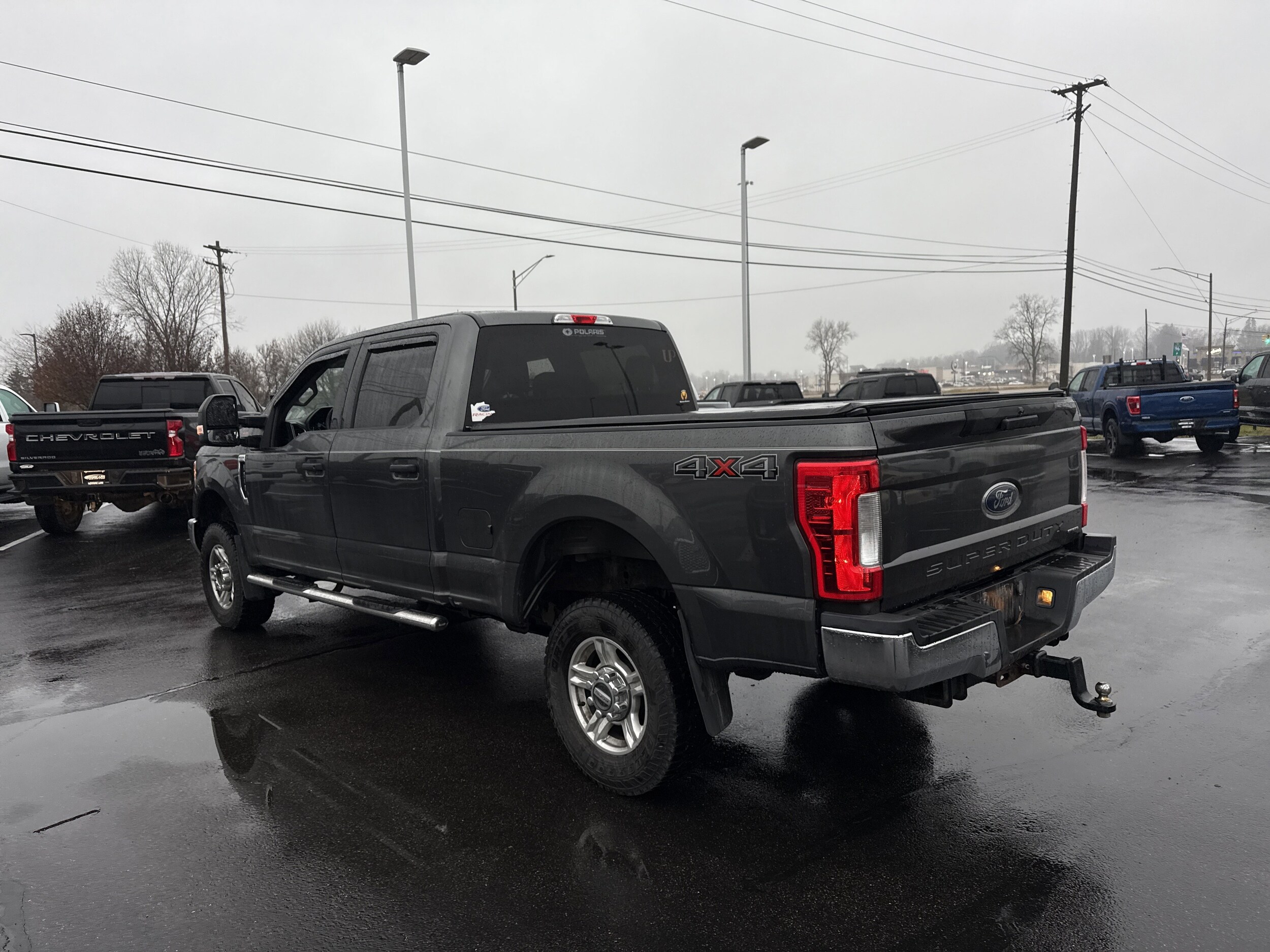 2017 Ford F-250 XLT photo 2