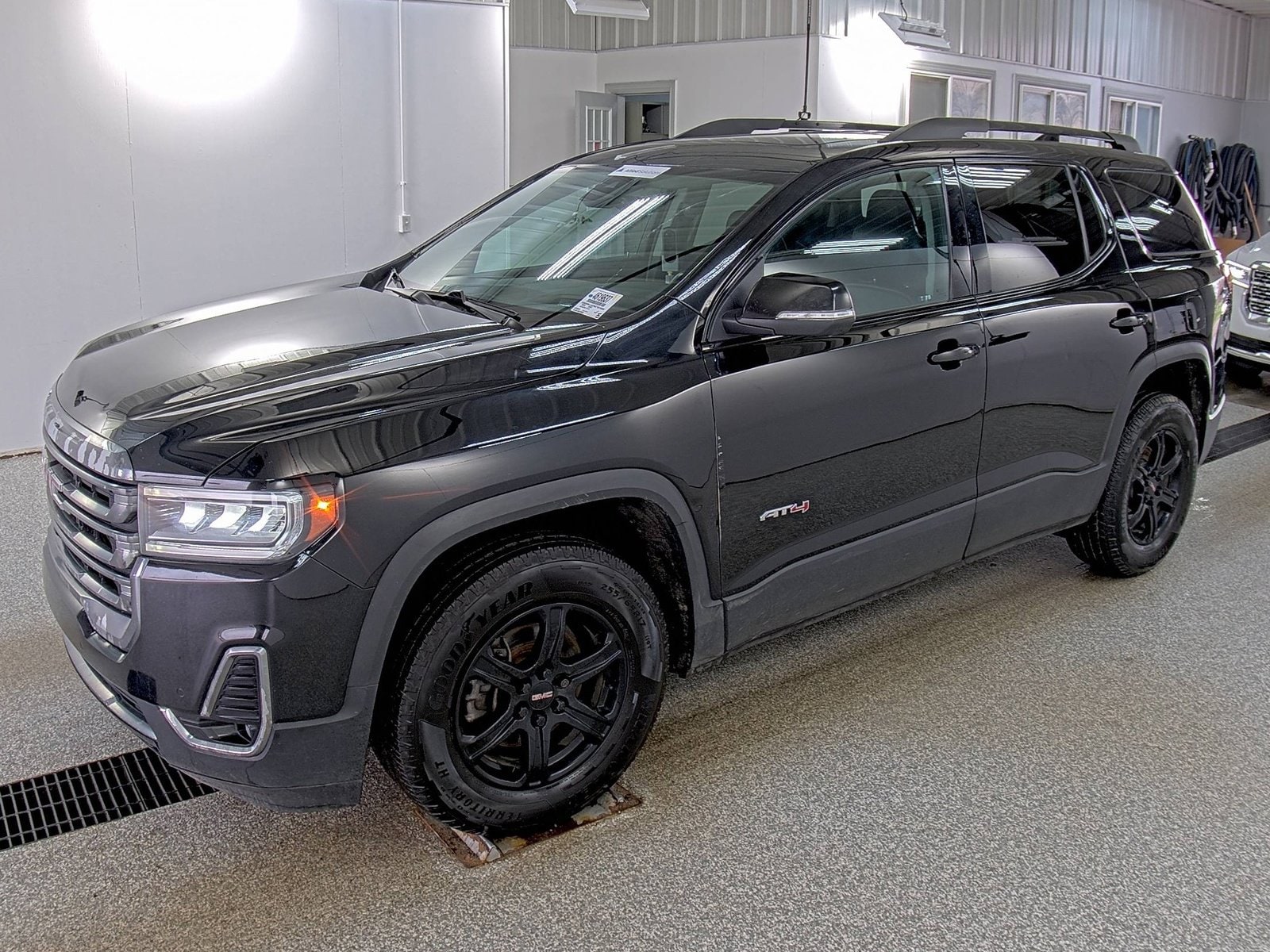 2022 GMC Acadia AT4 AWD's photo