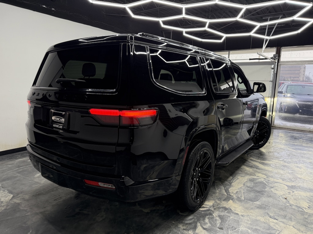 Used 2024 Jeep Wagoneer Series II Carbide SUV