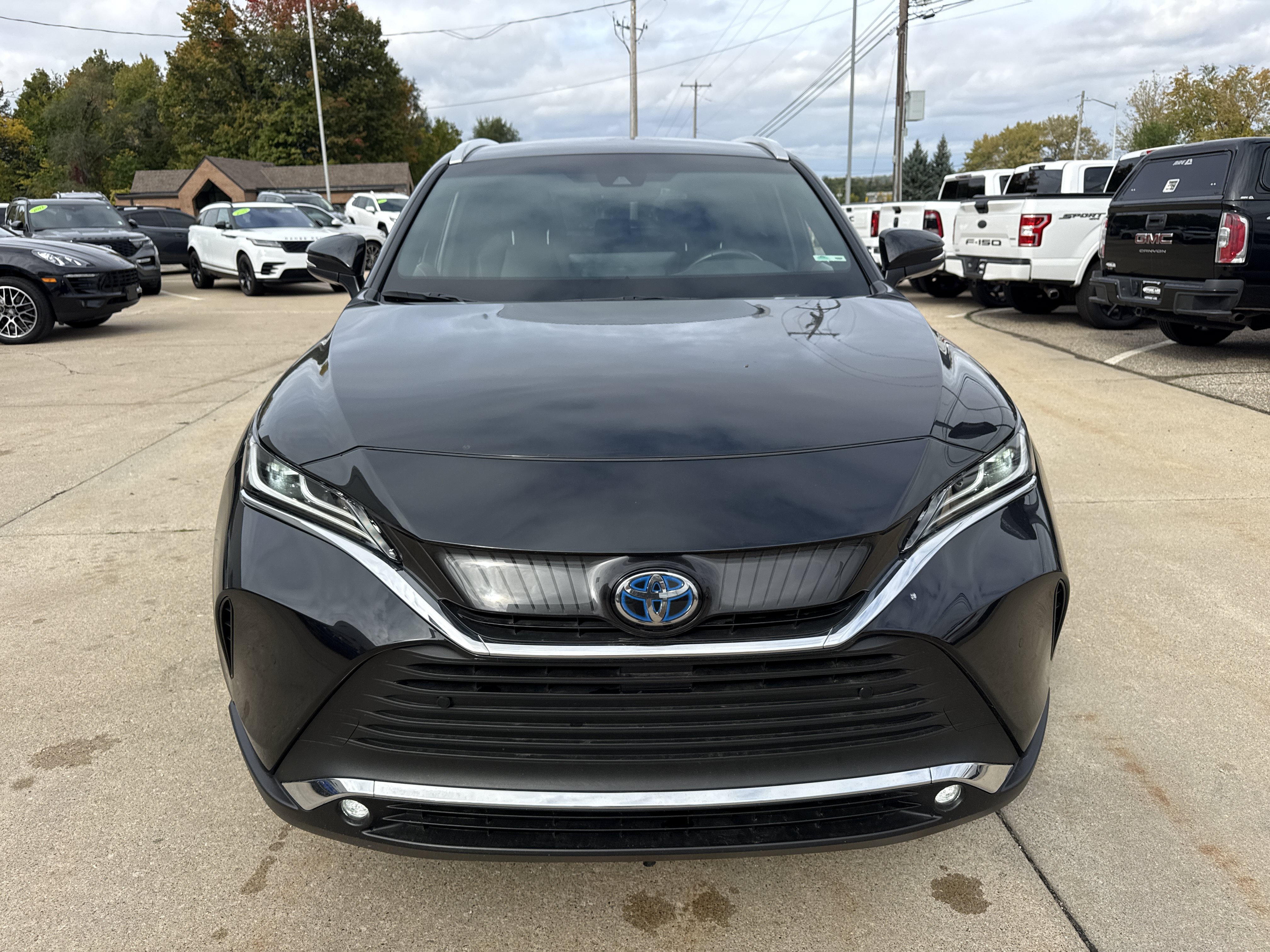 Used 2023 Toyota Venza XLE XLE AWD