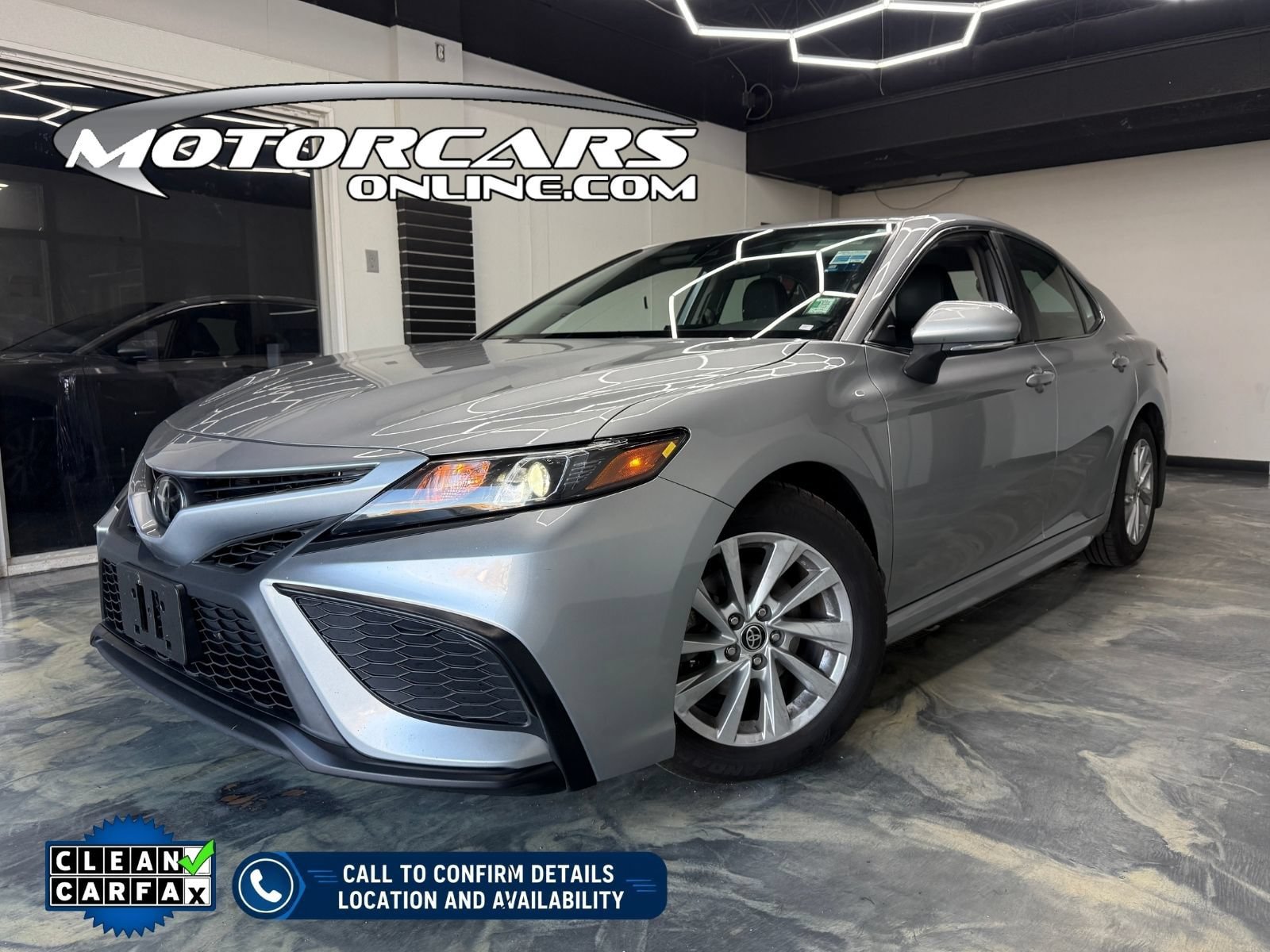 Used 2023 Toyota Camry SE SE Auto