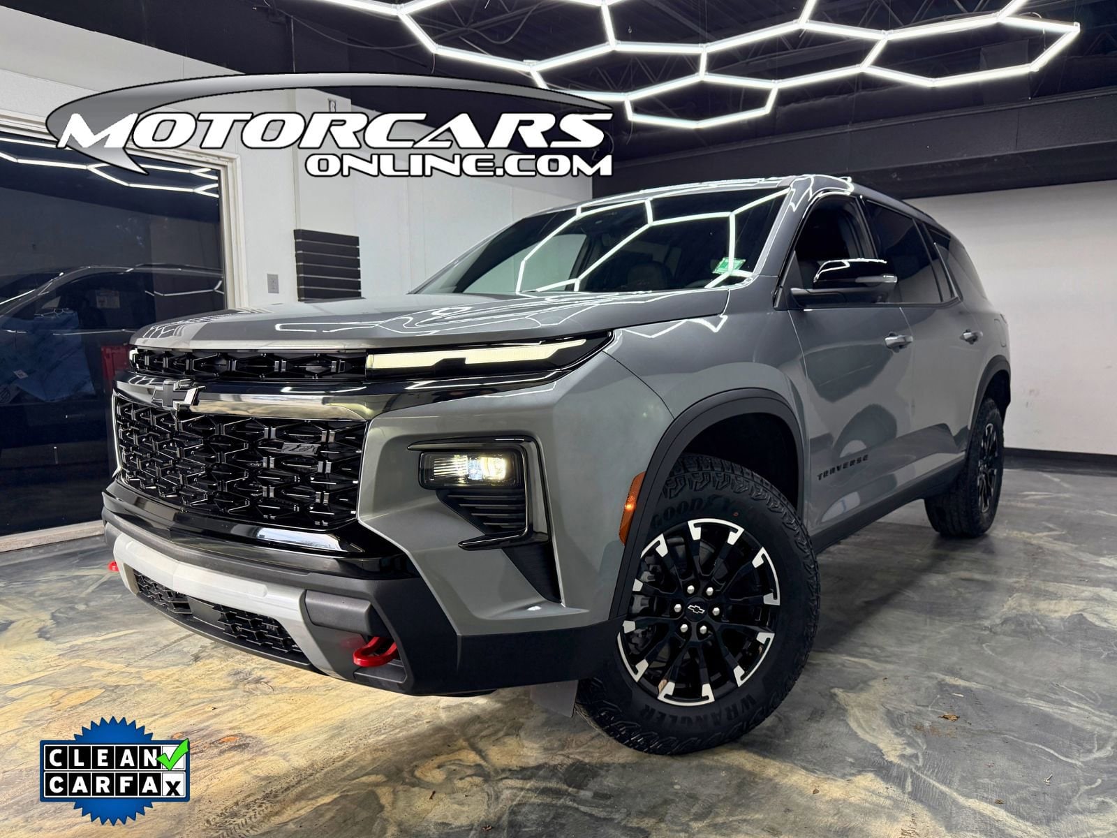 Gray 2026 Chevrolet Traverse Z71 AWD SUV / Crossover Four-Wheel Drive 8-Speed Automatic