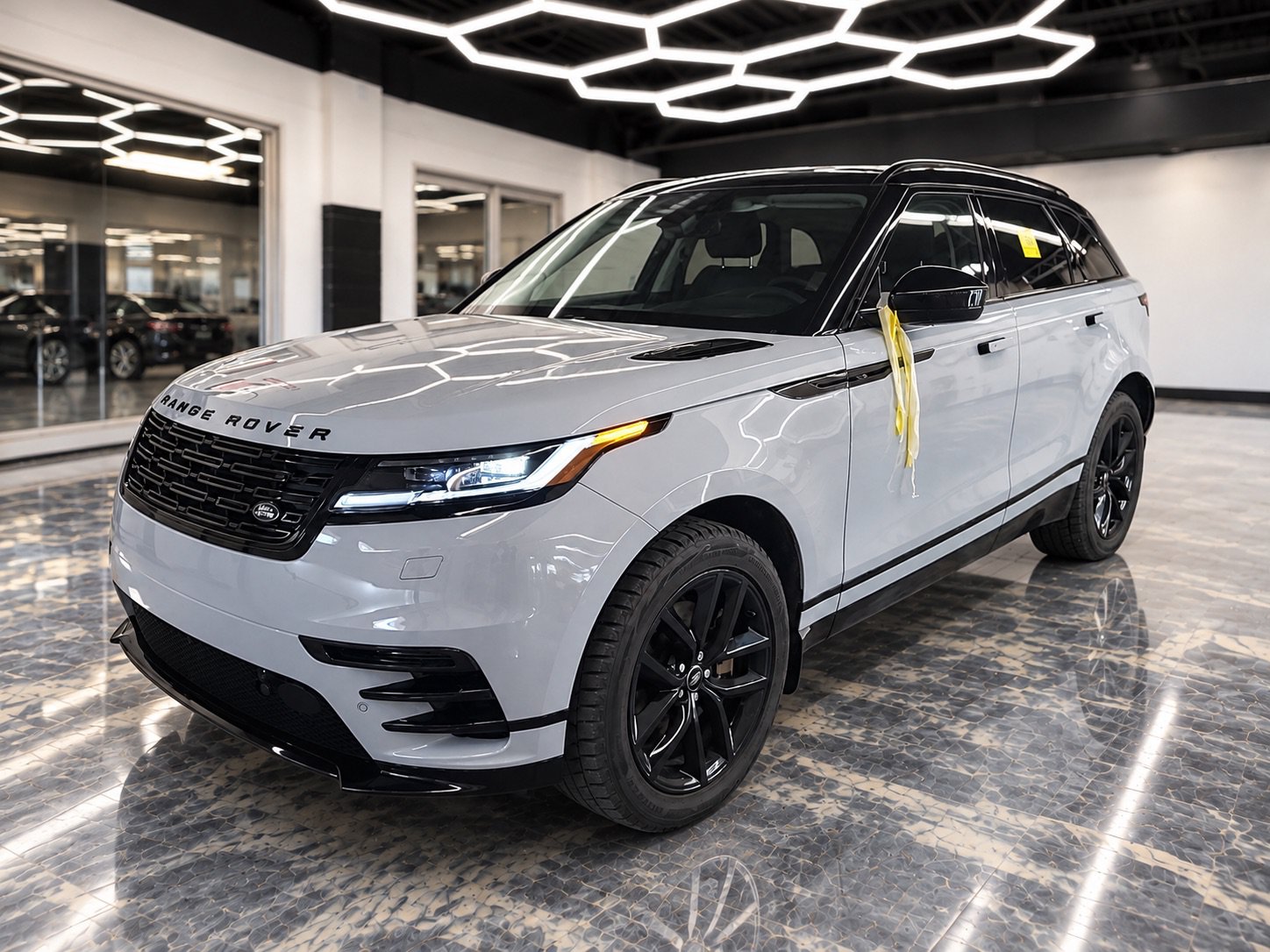 2025 Land Rover Range Rover Velar Dynamic SE SUV