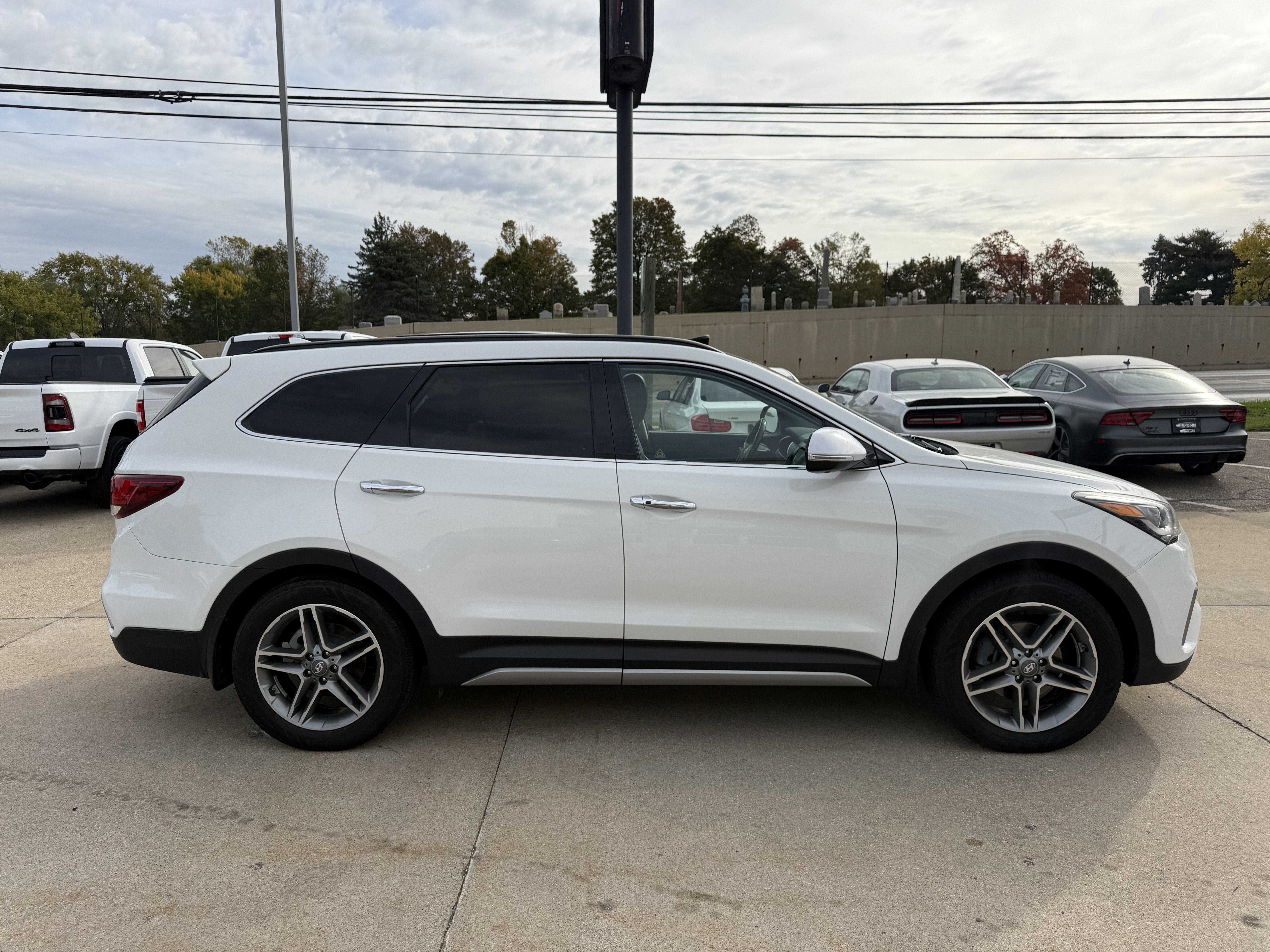 Used 2019 Hyundai Santa Fe XL Limited Ultimate SUV