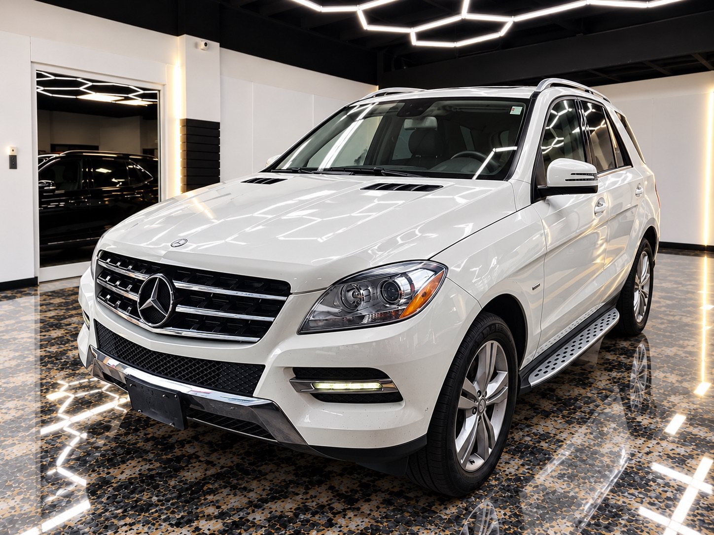  Mercedes-Benz M-Class