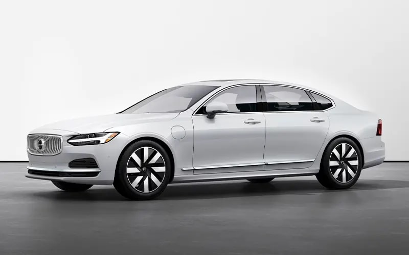 S90 Recharge Plug-In Hybrid (motorcarsvolvocars.com)