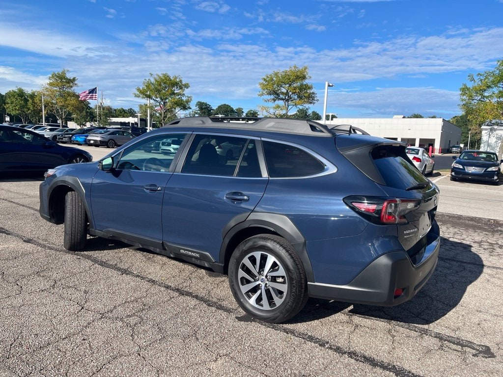 Used 2024 Subaru Outback Premium SUV