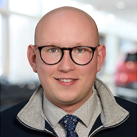 Staff member Stephen Sarver from 48b4acfdf965