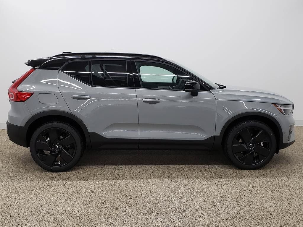 New 2026 Volvo XC40 B5 Ultra Black Edition SUV