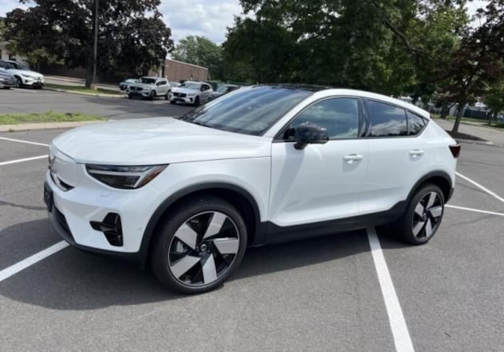 Used 2023 Volvo C40 Recharge Pure Electric Ultimate SUV