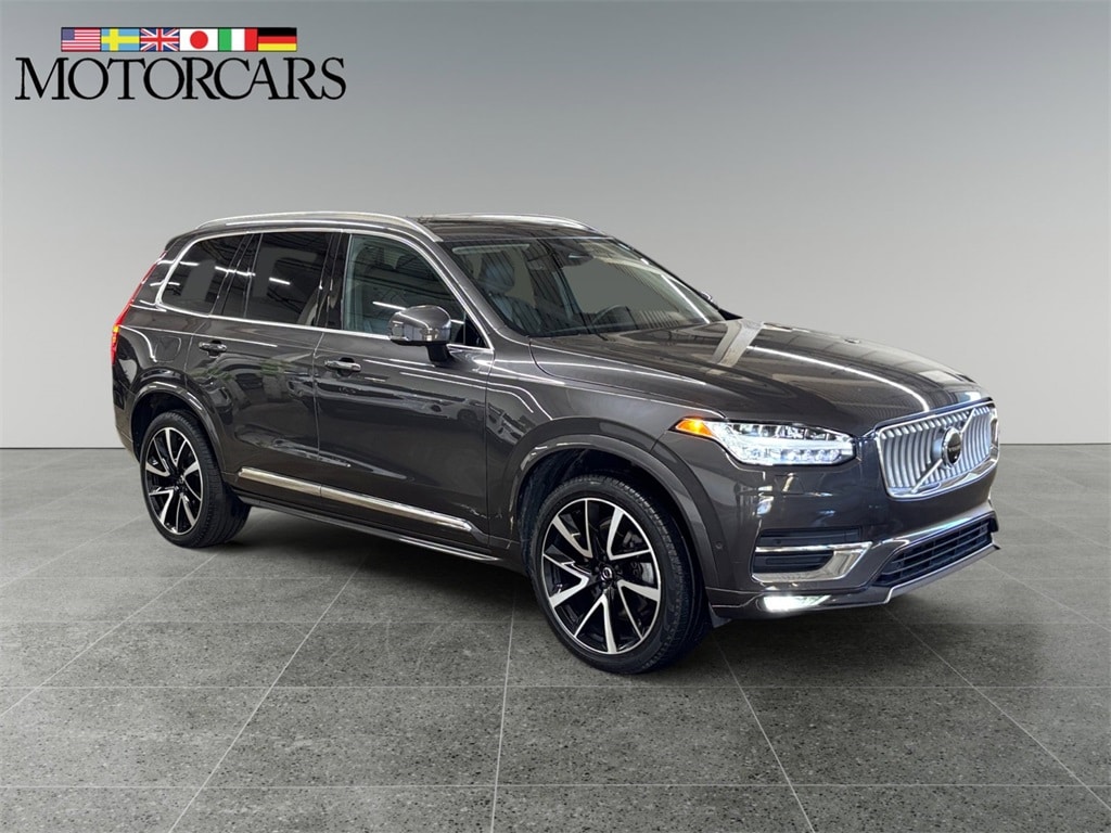 2023 Volvo XC90 SUV 
